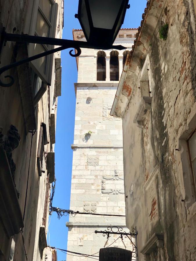 Seayou!***Charming 1-Bedroom Rental Unit In The Old City Center Of Cres Extérieur photo