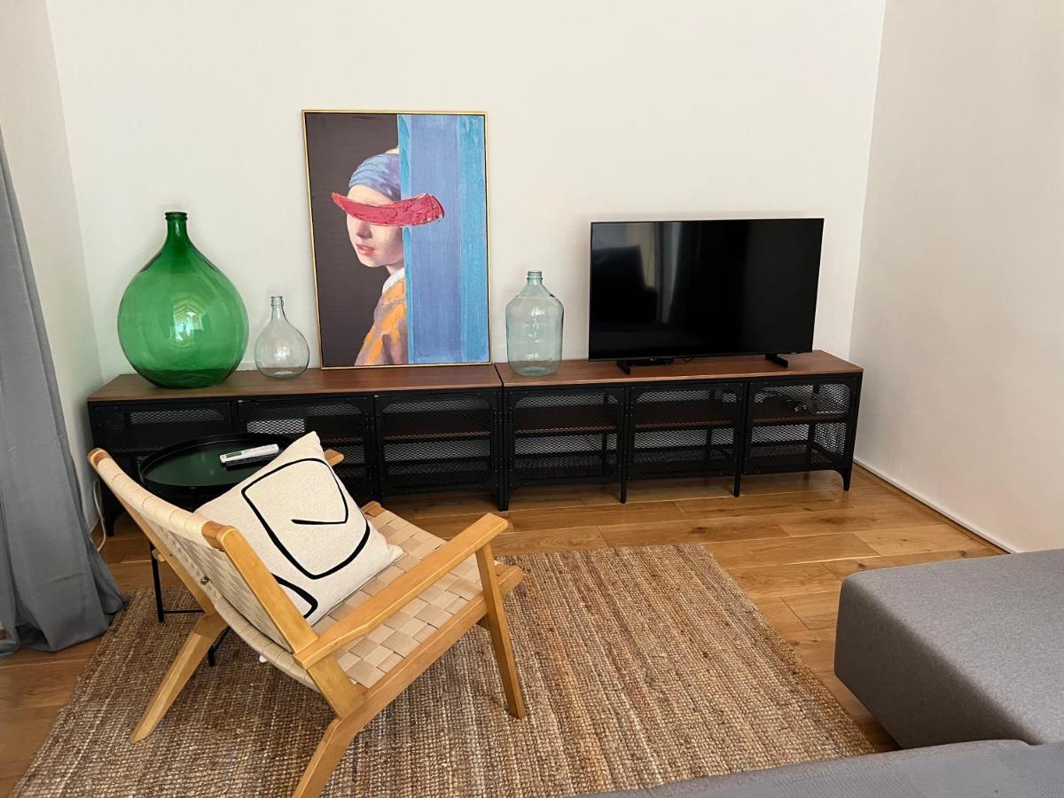 Seayou!***Charming 1-Bedroom Rental Unit In The Old City Center Of Cres Extérieur photo